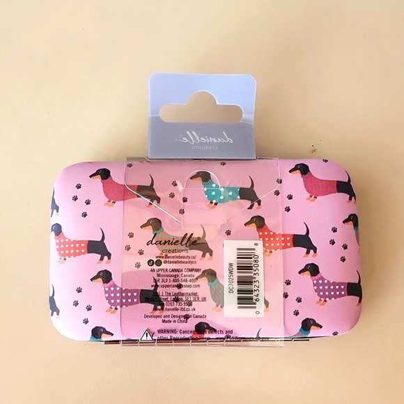 Dachshund Manicure Kit/Case - Picture 2 of 7